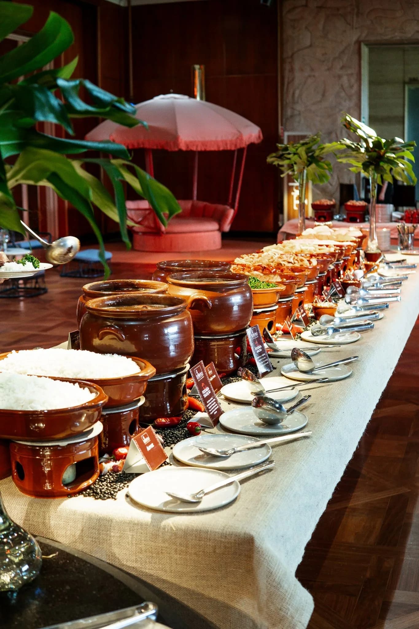 Tradicional feijoada do Bolinha chega ao Jockey Club de São Paulo