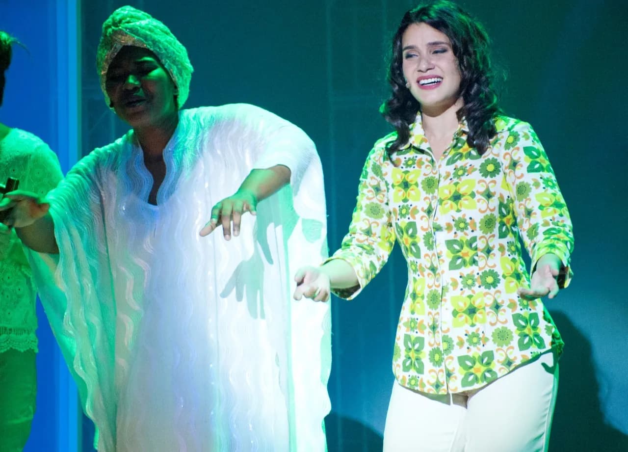 Com texto de Rômulo Rodrigues, direção de Ernesto Piccolo e produção de Thiago Roderich, o musical “Andança - Beth Carvalho o musical” volta aos palcos do teatro, com estreia de 12 a 14 no Imperator, Zona Norte do Rio.