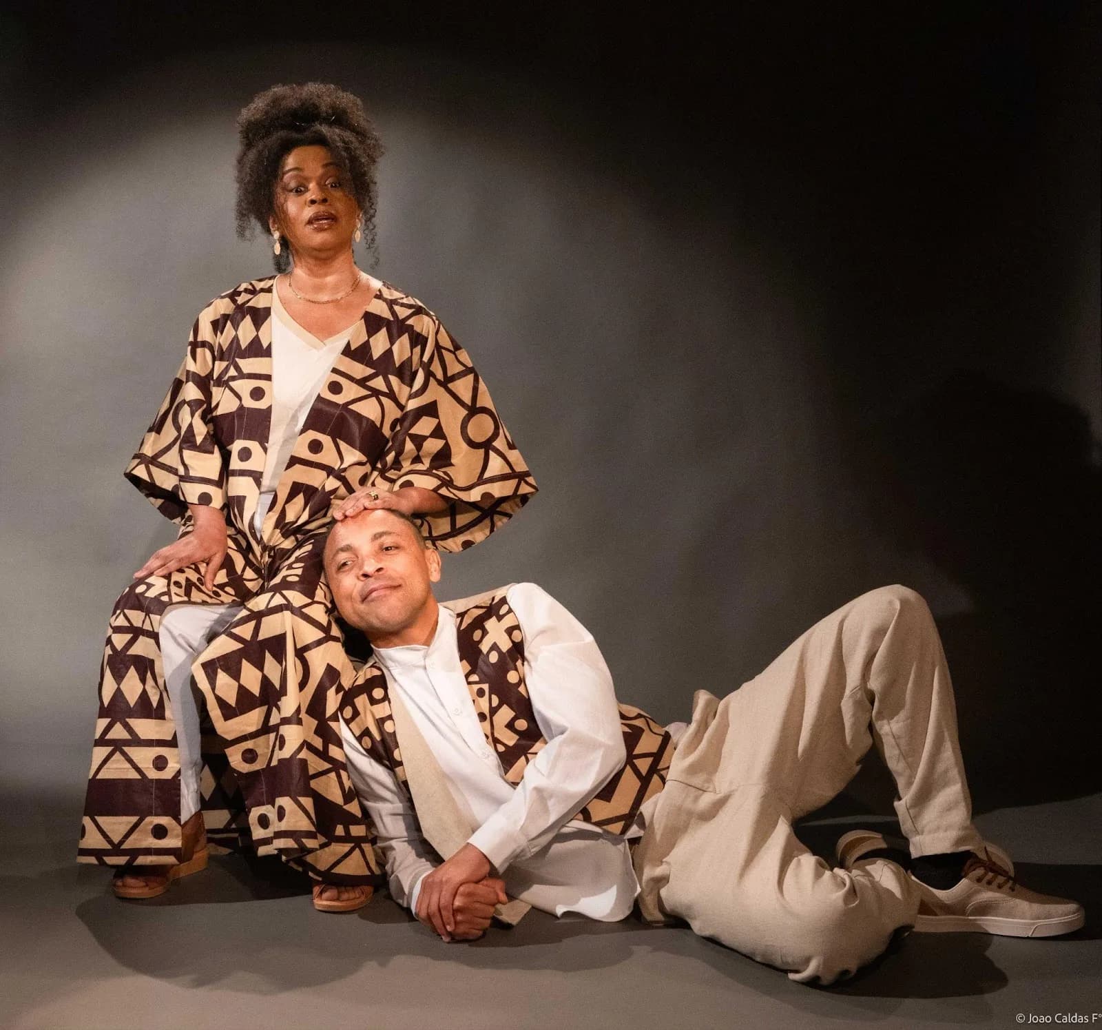Espetáculo inédito de André Santos, Quilombo MemORÍa estreia dia 06 de setembro no Teatro Giostri, e em seguida faz nova temporada no Teatro Arthur Azevedo, a partir de 12 de outubro